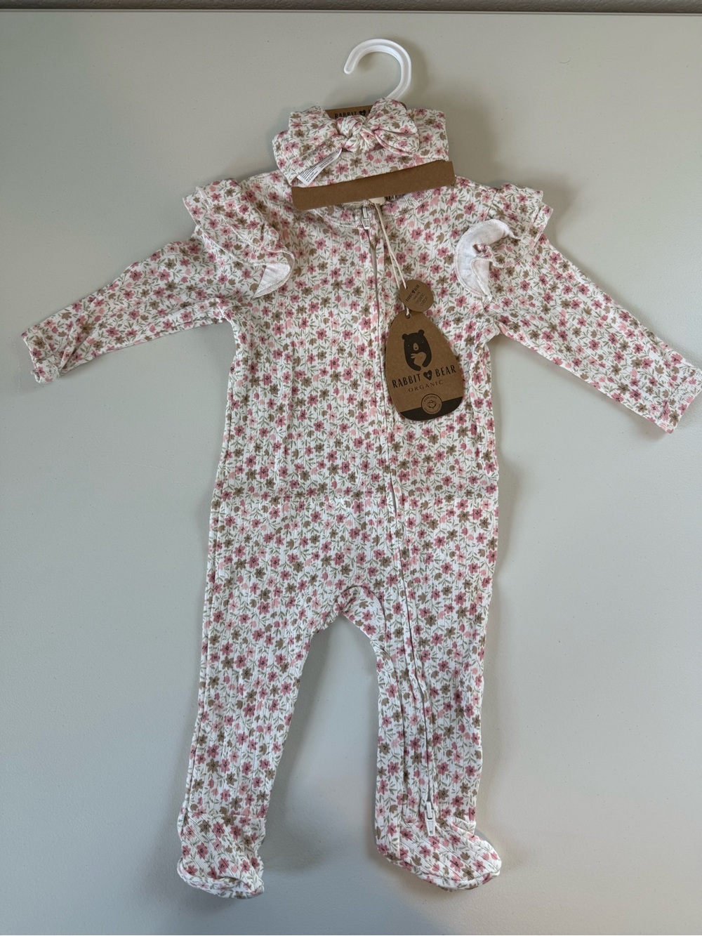NWT Rabbit + Bear Zippy pajamas & headband set 3-6 months